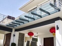 Mái che kính cường lực